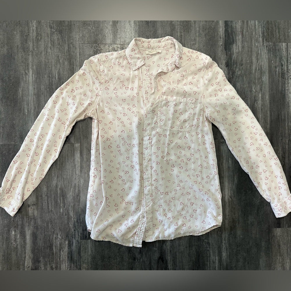 White Button-Up Shirt with Red Pattern